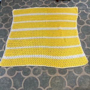 Afghan handmade yellow and white crocheted 48” by 45”